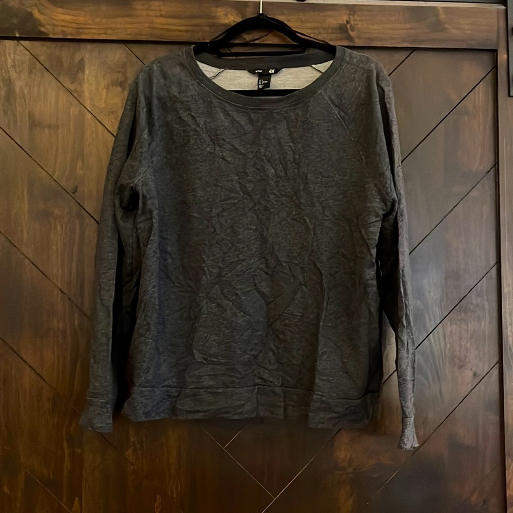 Grey H&M light sweatshirt